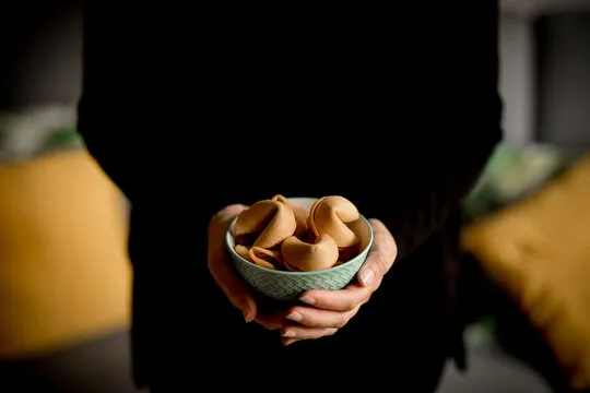 七张高低分牌 游戏主视觉